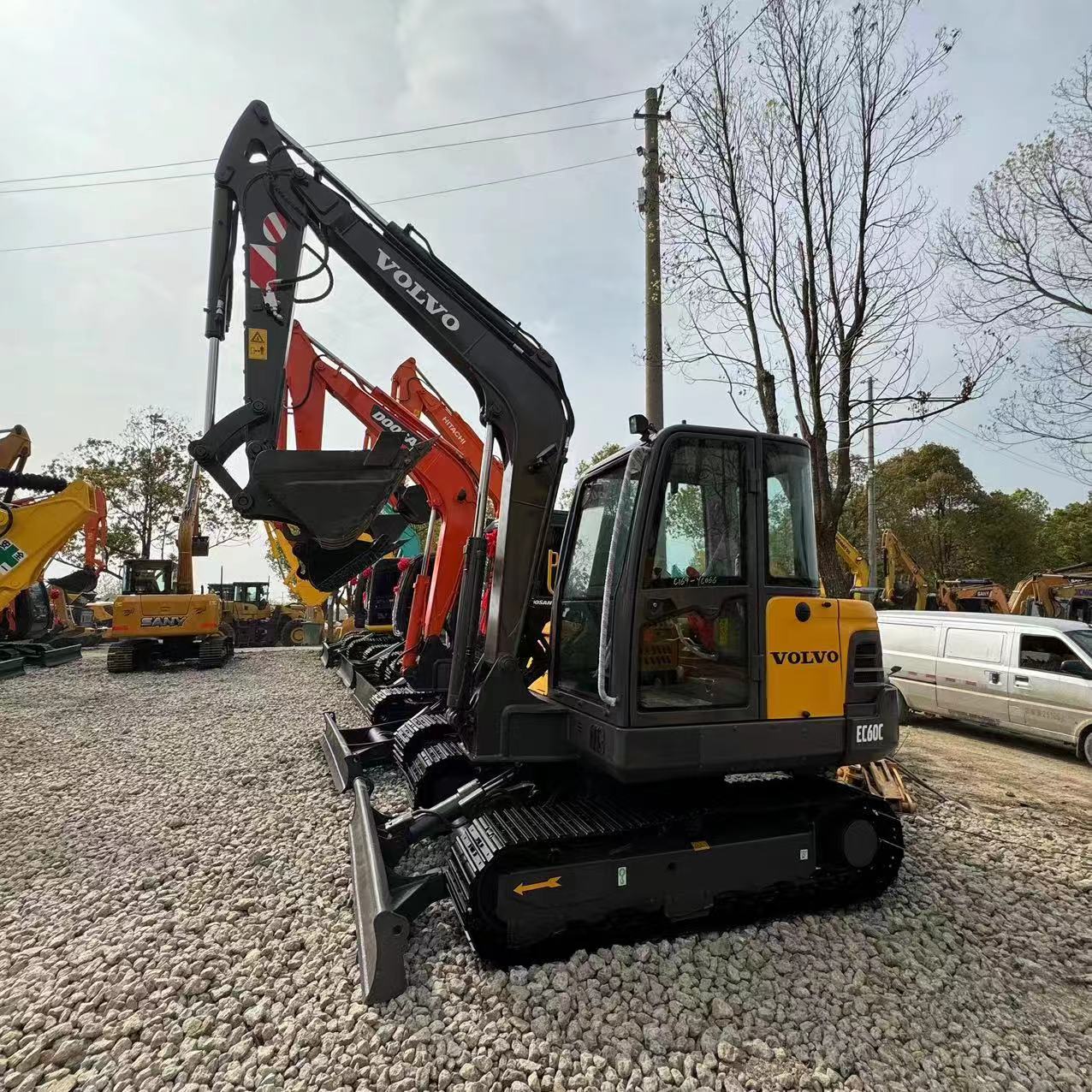 VOLVO EC60 - Miniexcavadora: foto 4 VOLVO EC60 - Miniexcavadora: foto 4