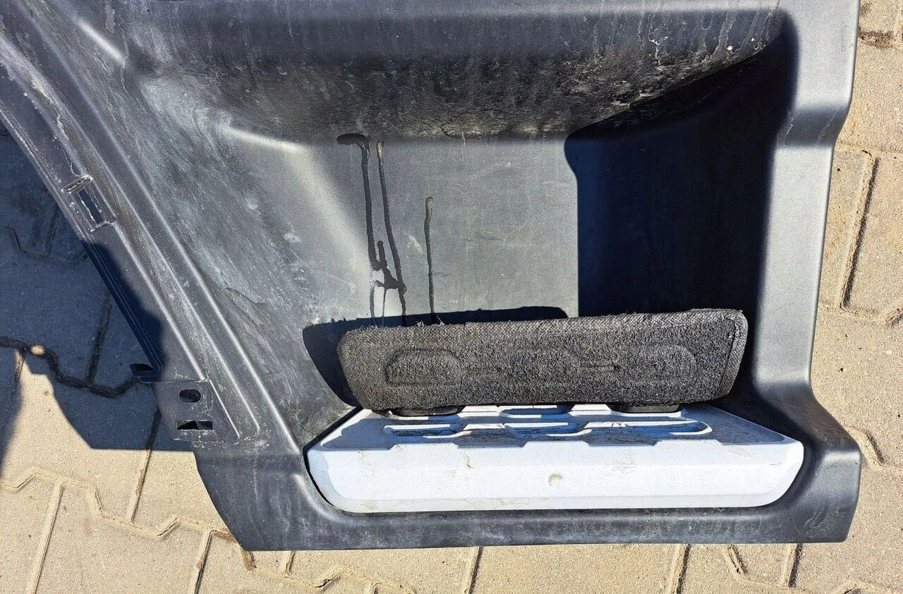 Ford F-MAX JC46 Ford F-MAX STOPNICA GÓRNA KOMPLETNA STELAŻ STOPIEŃ PRAWY FORD F-MAX EURO 6. Informacje o sprzedającym truck - Peldaño para Camión: foto 3 Ford F-MAX JC46 Ford F-MAX STOPNICA GÓRNA KOMPLETNA STELAŻ STOPIEŃ PRAWY FORD F-MAX EURO 6. Informacje o sprzedającym truck - Peldaño para Camión: foto 3