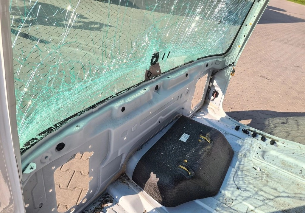 Cabina GOŁA SZKIELET POSZYCIE BLACHA RENAULT GAMA T HIGH WYSOKA KABINA - USZKODZONA: foto 14