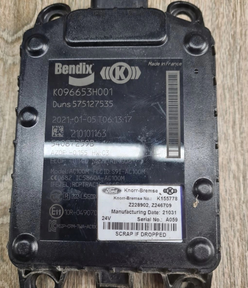 KNORR-BREMSE K096653H001 575127535 210101163 54087259C K155778 Z228902 Z246709 - Sensor: foto 2 KNORR-BREMSE K096653H001 575127535 210101163 54087259C K155778 Z228902 Z246709 - Sensor: foto 2
