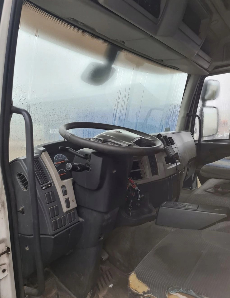 KOMPLETNA KRÓTKA DZIENNA AUTOMAT VOLVO FE EURO 5 - Cabina: foto 5 KOMPLETNA KRÓTKA DZIENNA AUTOMAT VOLVO FE EURO 5 - Cabina: foto 5