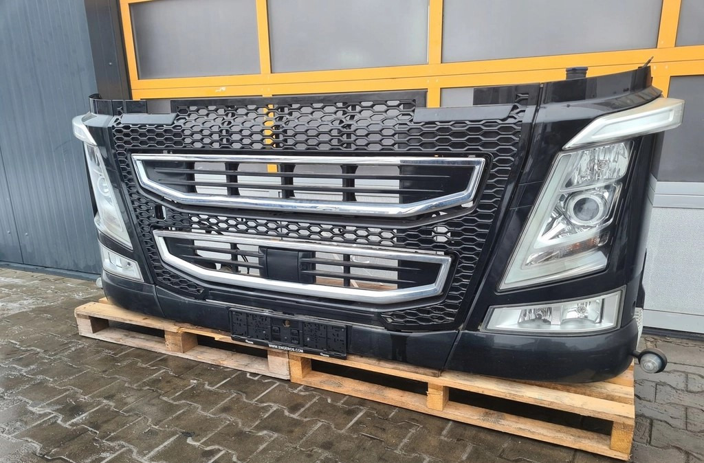 KOMPLETNY PRZÓD LAMPA XENON ATRAPA GRILL ZDERZAK VOLVO FH 4 FH 16 EURO 6 - Parachoques: foto 4 KOMPLETNY PRZÓD LAMPA XENON ATRAPA GRILL ZDERZAK VOLVO FH 4 FH 16 EURO 6 - Parachoques: foto 4