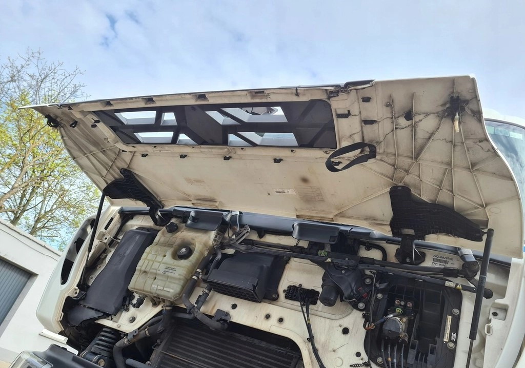 MASKA ATRAPA PRZÓD KABINY ORYGINAŁ RENAULT GAMA D WIDE EURO 6 SZEROKA 2M - Parachoques: foto 2 MASKA ATRAPA PRZÓD KABINY ORYGINAŁ RENAULT GAMA D WIDE EURO 6 SZEROKA 2M - Parachoques: foto 2