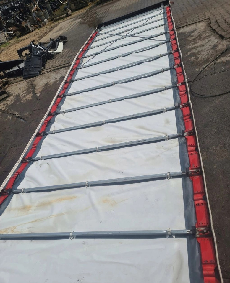 PLANDEKA DACH KOMPLETNY NACZEPA WIELTON KRONE SCHMITZ VERSUS - Carrocería y exterior: foto 4 PLANDEKA DACH KOMPLETNY NACZEPA WIELTON KRONE SCHMITZ VERSUS - Carrocería y exterior: foto 4