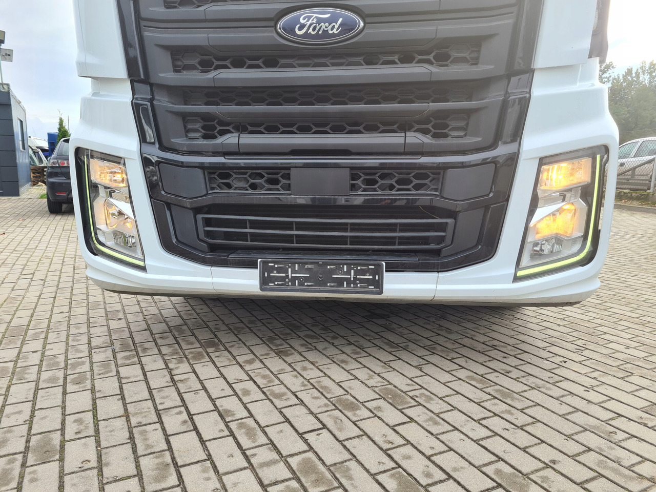 PRZÓD KOMPLETNY LAMPA GRILL ATRAPA BELKA FORD F-MAX 500 TRUCKS - Parachoques: foto 1 PRZÓD KOMPLETNY LAMPA GRILL ATRAPA BELKA FORD F-MAX 500 TRUCKS - Parachoques: foto 1