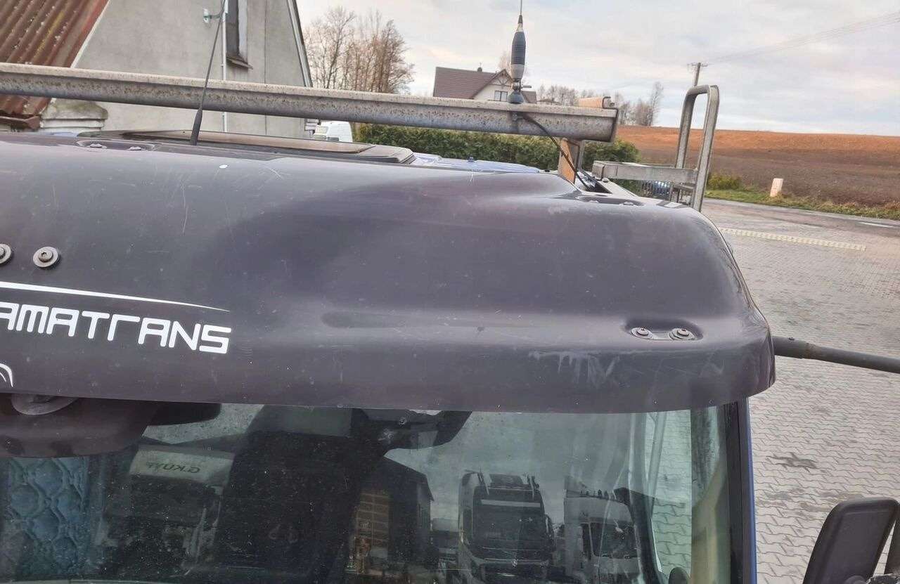 Renault BLENDA OSŁONA PRZECIWSŁONECZNA Renault PREMIUM KERAX LANDER DXI VOLVO FE - Parachoques para Camión: foto 2 Renault BLENDA OSŁONA PRZECIWSŁONECZNA Renault PREMIUM KERAX LANDER DXI VOLVO FE - Parachoques para Camión: foto 2