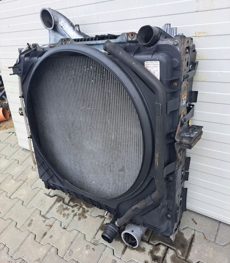 Renault KOMPLET CHŁODNICA RENAULT GAMA T RANGE DTI 11 - Radiador para Camión: foto 5 Renault KOMPLET CHŁODNICA RENAULT GAMA T RANGE DTI 11 - Radiador para Camión: foto 5