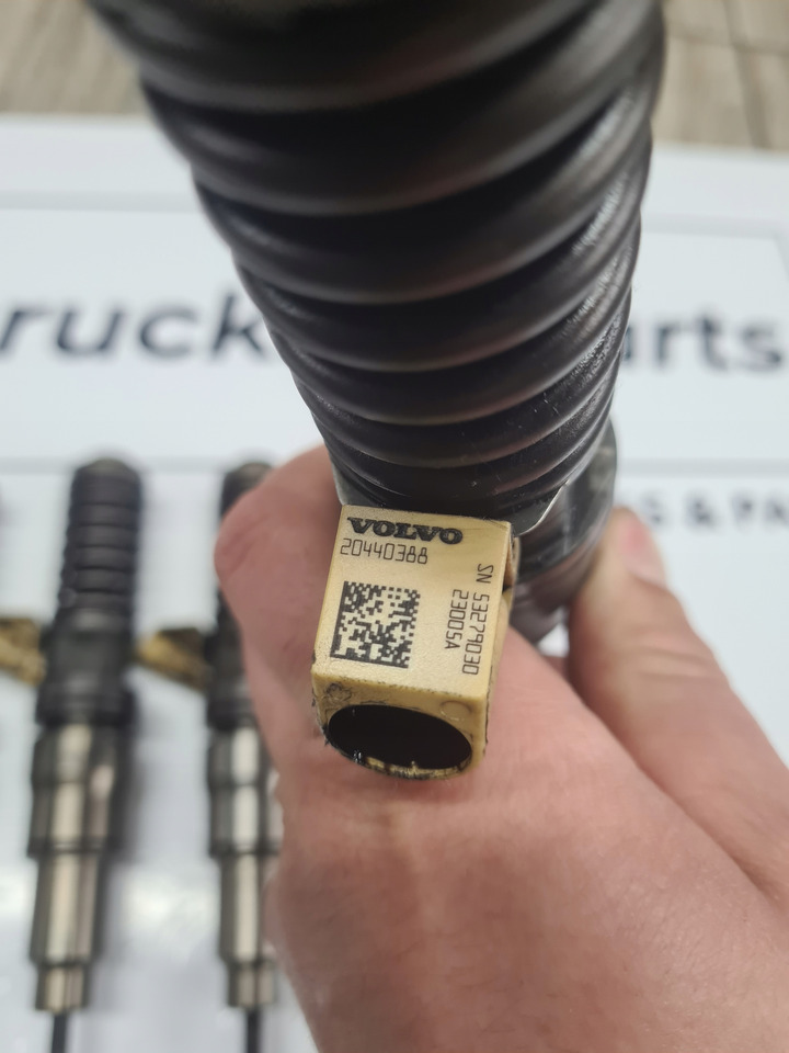 VOLVO POMPOWTRYSKIWACZE WTRYSKI RENAULT MAGNUM DXI 12 VOLVO FH FM 12 20440388 - Inyector para Camión: foto 3 VOLVO POMPOWTRYSKIWACZE WTRYSKI RENAULT MAGNUM DXI 12 VOLVO FH FM 12 20440388 - Inyector para Camión: foto 3