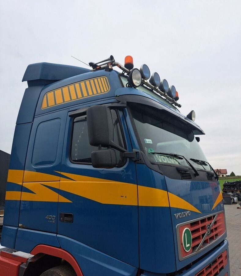 Volvo FH 12 13 - Cabina para Camión: foto 1 Volvo FH 12 13 - Cabina para Camión: foto 1