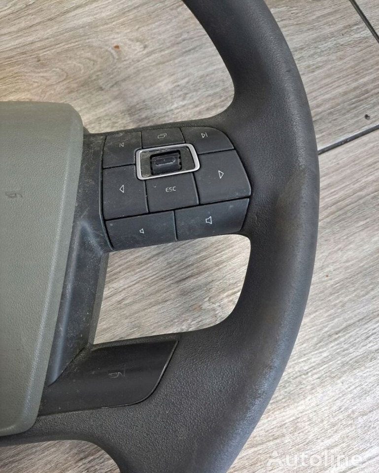 Volvo KIEROWNICA WIELOFUNKCYJNA VOLVO FH 4 FMX - Volante para Camión: foto 2 Volvo KIEROWNICA WIELOFUNKCYJNA VOLVO FH 4 FMX - Volante para Camión: foto 2