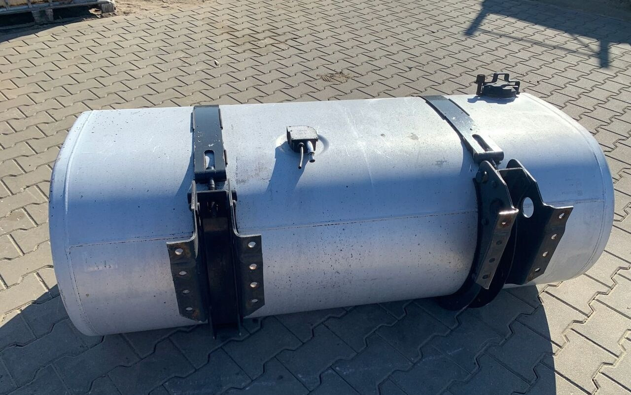 Volvo ZBIORNIK PALIWA RENAULT GAMA T LOW DECK 150x69x56 22038784 - Depósito de combustible para Camión: foto 4 Volvo ZBIORNIK PALIWA RENAULT GAMA T LOW DECK 150x69x56 22038784 - Depósito de combustible para Camión: foto 4