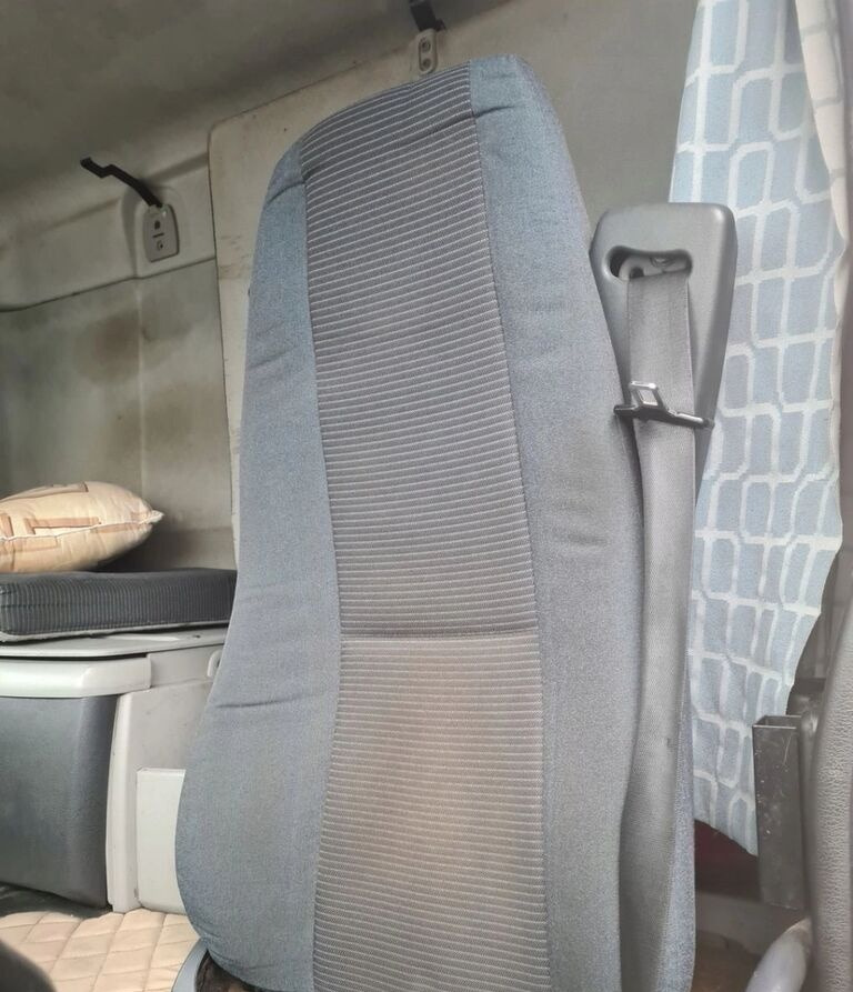 Volvo pneumatyczny Volvo FL FE - Asiento para Camión: foto 1 Volvo pneumatyczny Volvo FL FE - Asiento para Camión: foto 1
