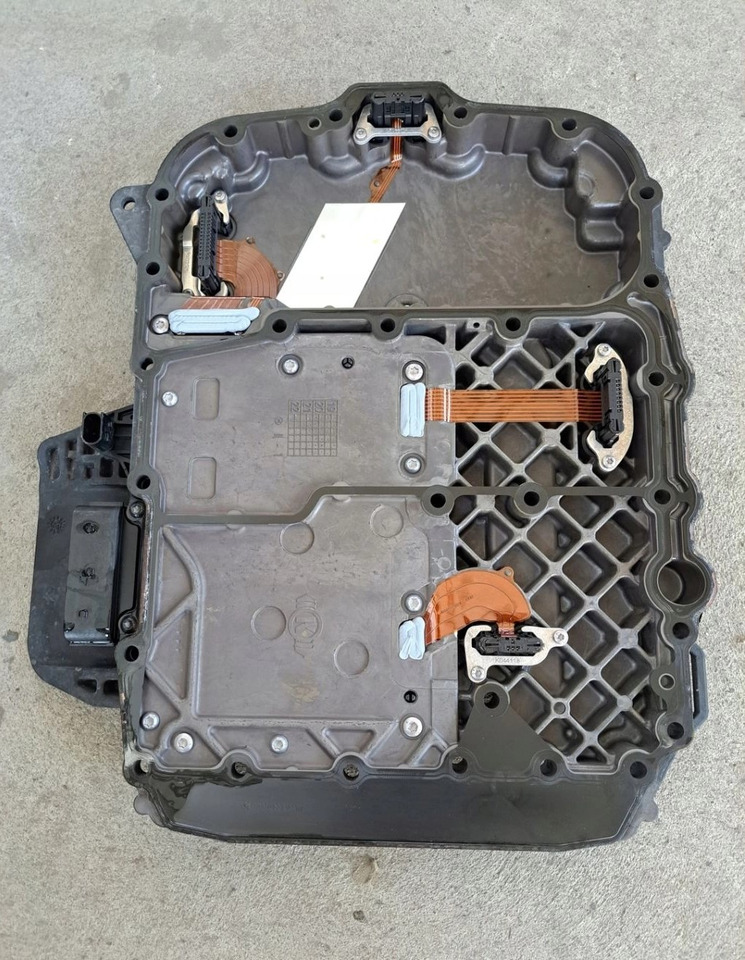 ZF ELEKTRONIKA WYBIERAKA SKRZYNI BIEGÓW ZF TRAXON 12TX2620 TD 0501337233 21034134 K023088 - Unidad de control: foto 3 ZF ELEKTRONIKA WYBIERAKA SKRZYNI BIEGÓW ZF TRAXON 12TX2620 TD 0501337233 21034134 K023088 - Unidad de control: foto 3