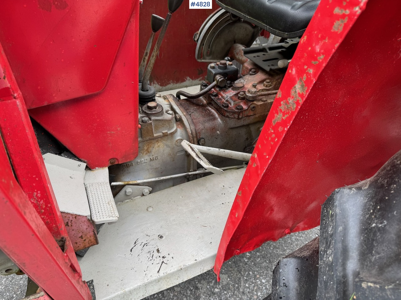 1970 Massey Ferguson 165 w/ front loader - Tractor: foto 5 1970 Massey Ferguson 165 w/ front loader - Tractor: foto 5