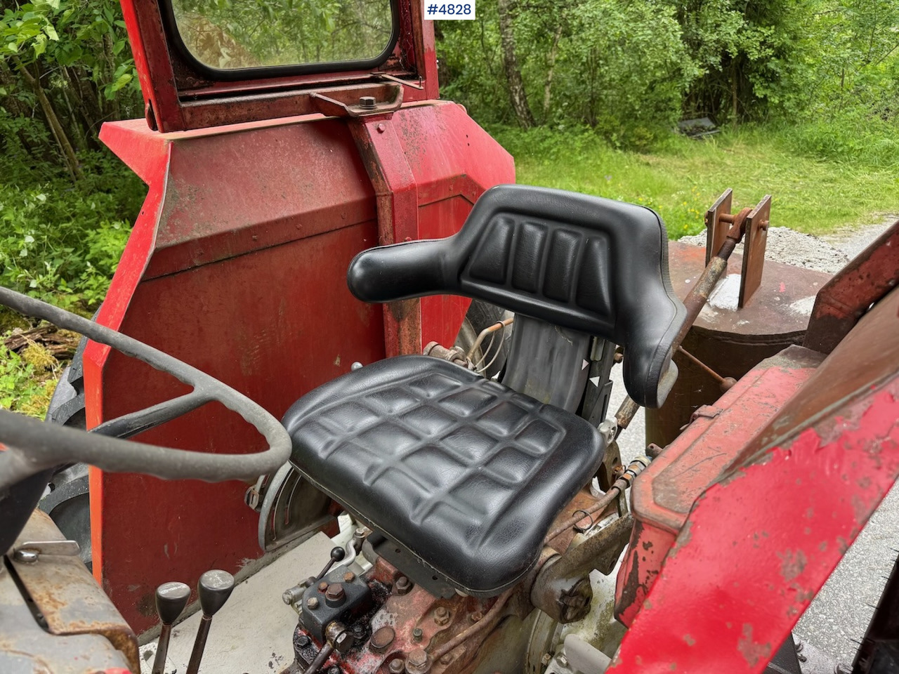 1970 Massey Ferguson 165 w/ front loader - Tractor: foto 4 1970 Massey Ferguson 165 w/ front loader - Tractor: foto 4