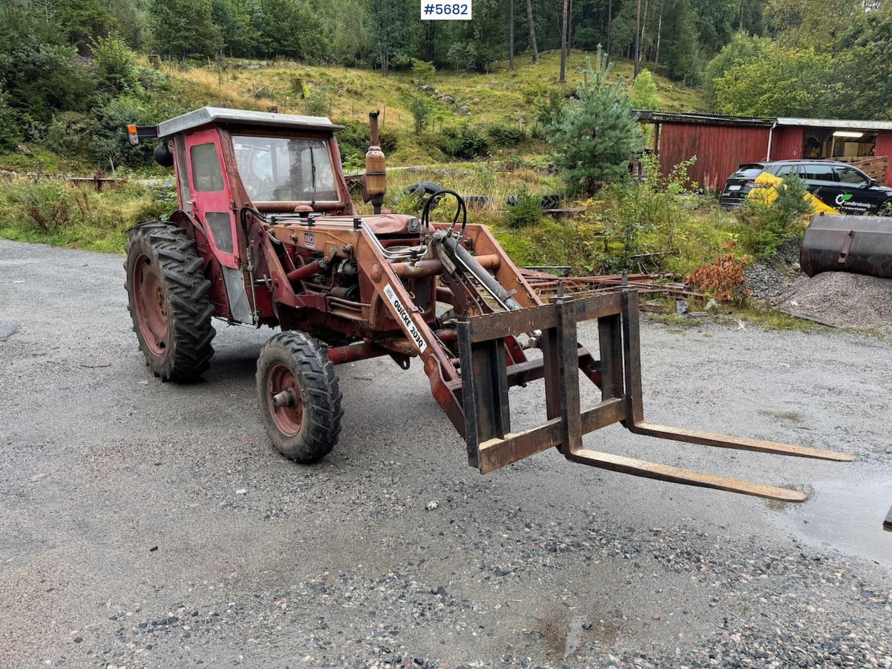 1971 Volvo 400 Buster w/ front loader and winch - Tractor: foto 1 1971 Volvo 400 Buster w/ front loader and winch - Tractor: foto 1