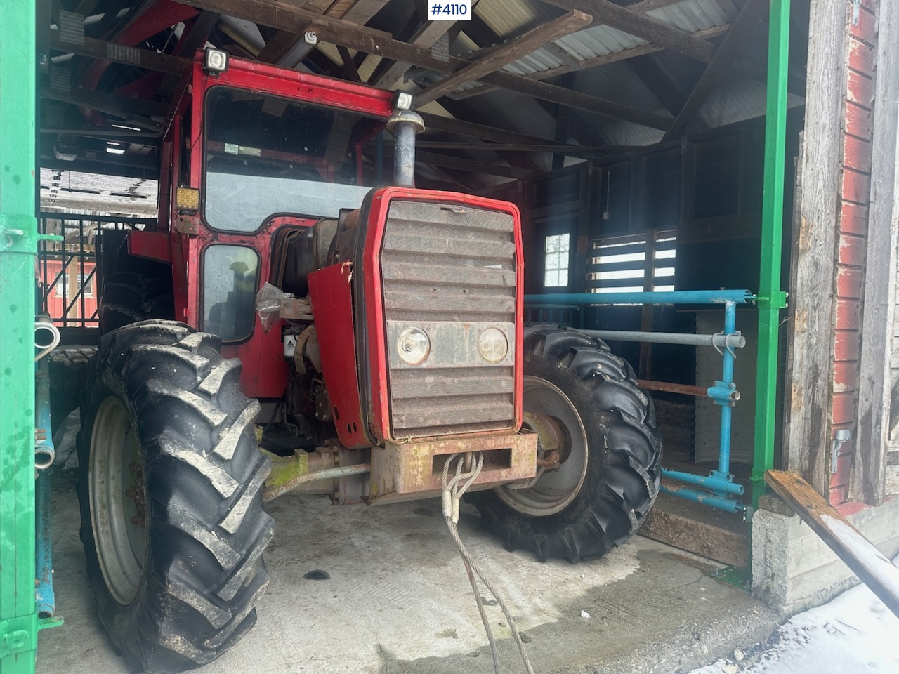 1982 Massey-Ferguson 265 traktor w/ chains, a new radiator is included - Tractor: foto 3 1982 Massey-Ferguson 265 traktor w/ chains, a new radiator is included - Tractor: foto 3