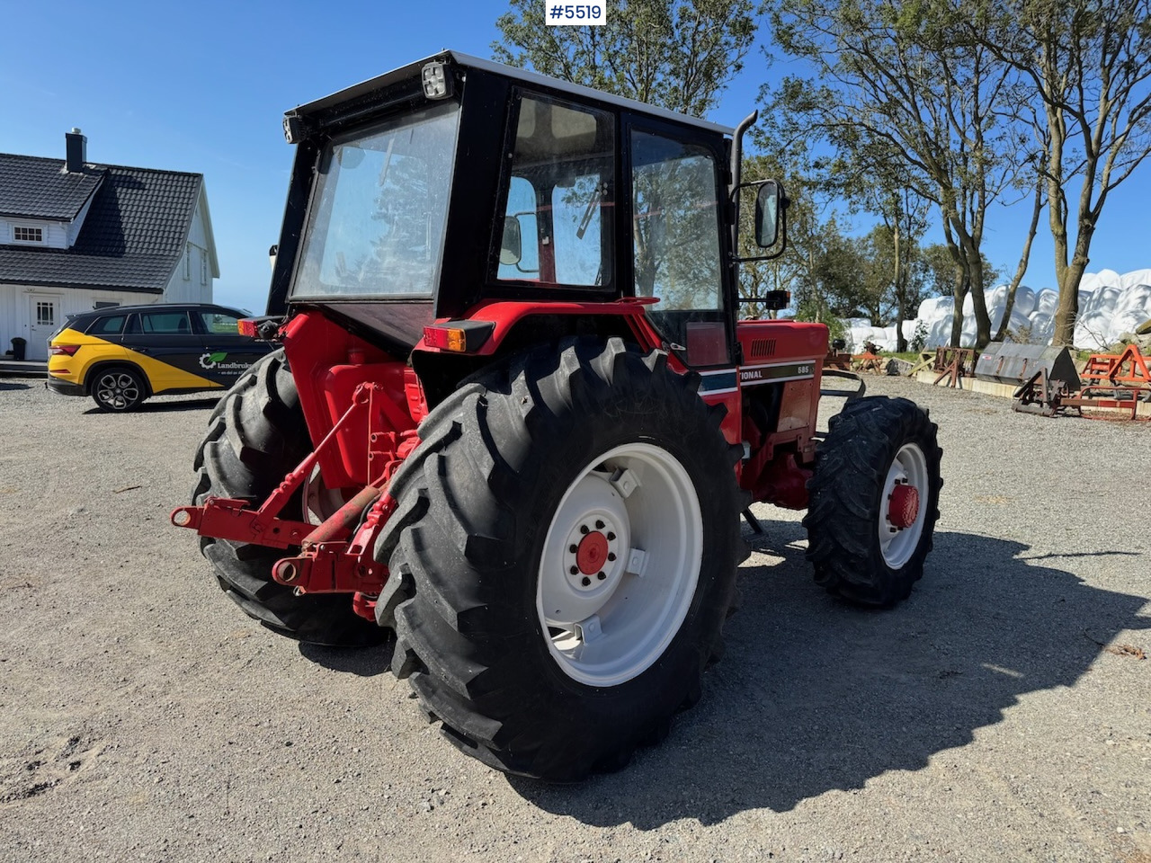 1983 International 585 - Tractor: foto 5 1983 International 585 - Tractor: foto 5