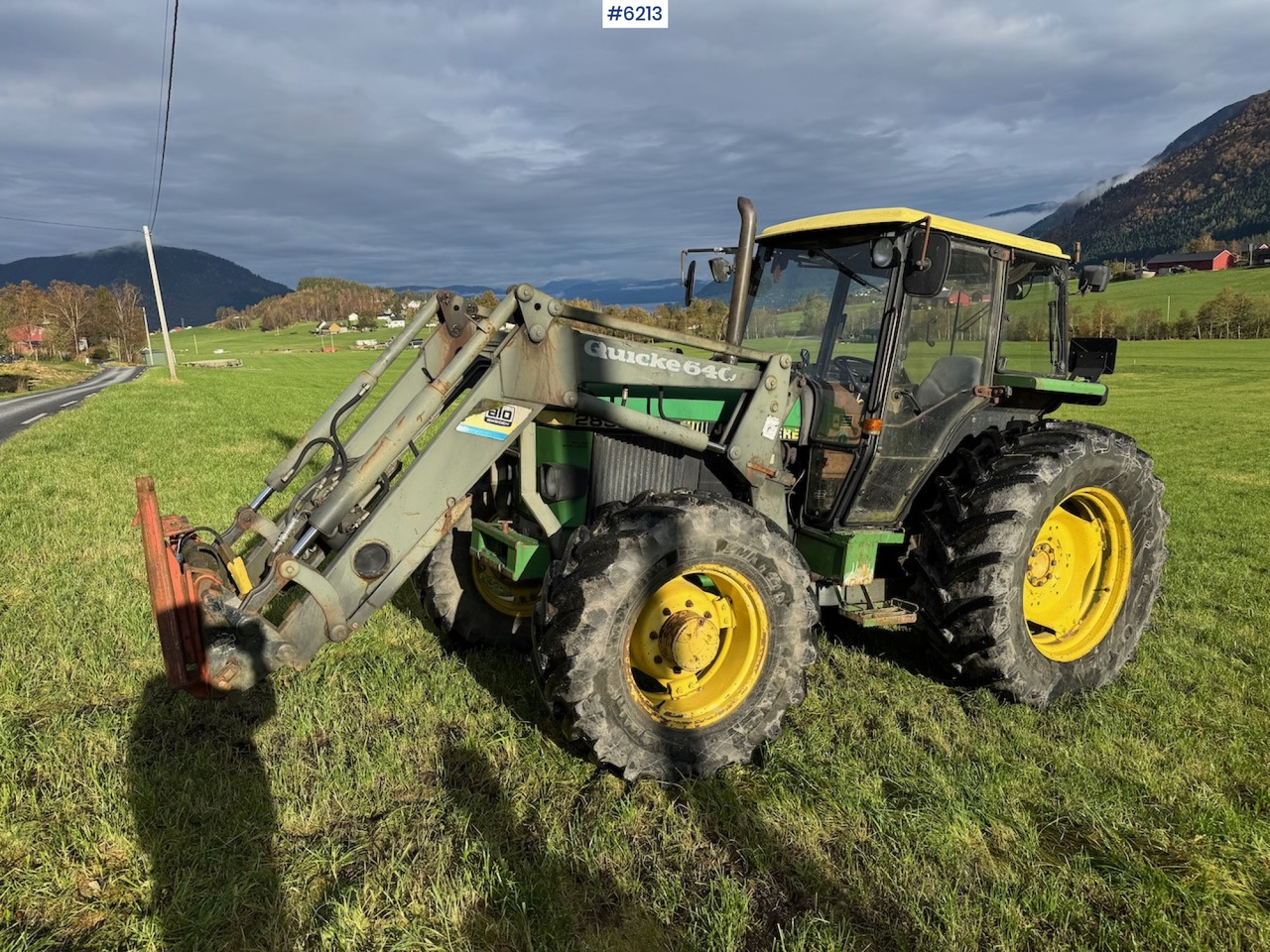 1990 John Deere 2850 Power Synchron w/ front loader. - Tractor: foto 2 1990 John Deere 2850 Power Synchron w/ front loader. - Tractor: foto 2