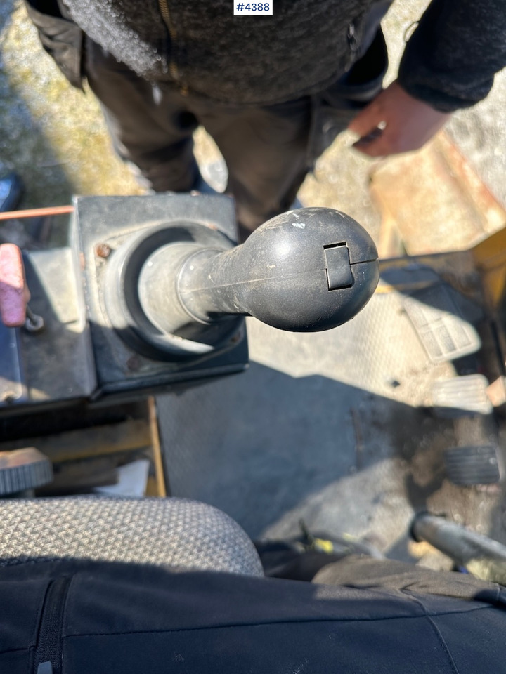 Excavadora 1995 Åkermann EW200 Wheel machine w/ grading bucket og tiltrotator. WATCH VIDEO.: foto 17
