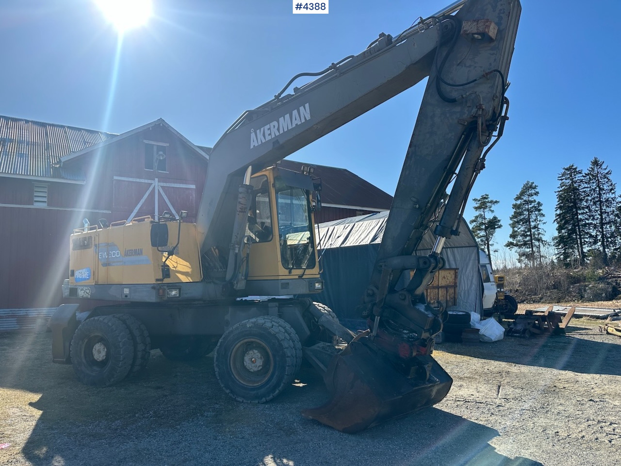 1995 Åkermann EW200 Wheel machine w/ grading bucket og tiltrotator. WATCH VIDEO. - Excavadora: foto 1 1995 Åkermann EW200 Wheel machine w/ grading bucket og tiltrotator. WATCH VIDEO. - Excavadora: foto 1