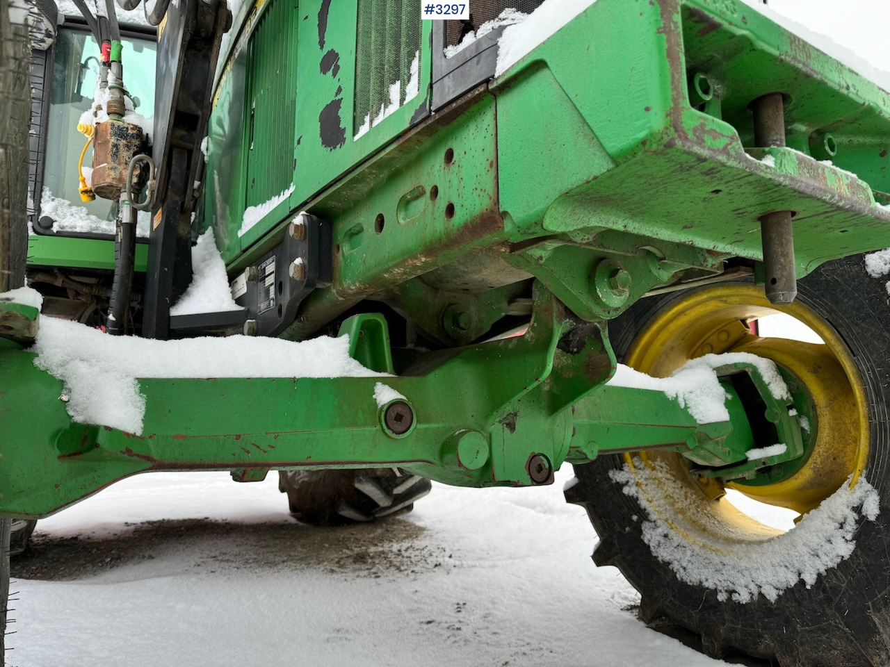 Tractor 1999 John Deere 6210 SE with Front Loader: foto 16