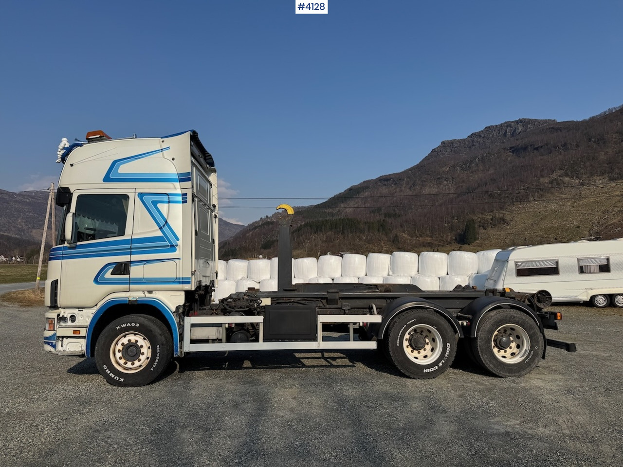 1999 Scania R 144G Hooklift - Camión multibasculante: foto 2 1999 Scania R 144G Hooklift - Camión multibasculante: foto 2
