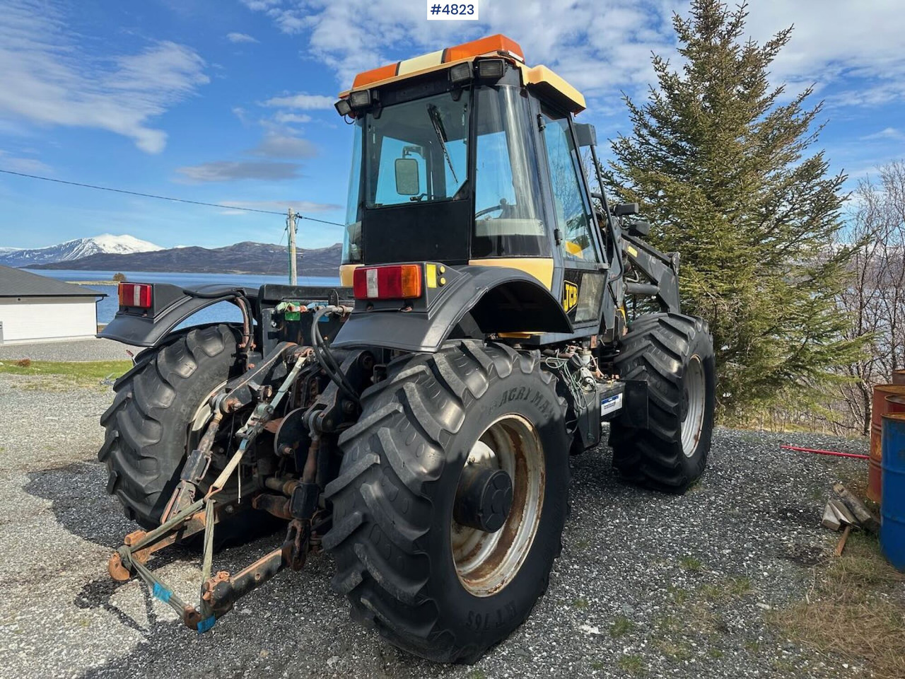 Leasing para  2000 JCB Fastrac 4x4 tractor w/ loader, 2 new tires, gravel bucket or snow bucket. WATCH VIDEO. 2000 JCB Fastrac 4x4 tractor w/ loader, 2 new tires, gravel bucket or snow bucket. WATCH VIDEO.: foto 5