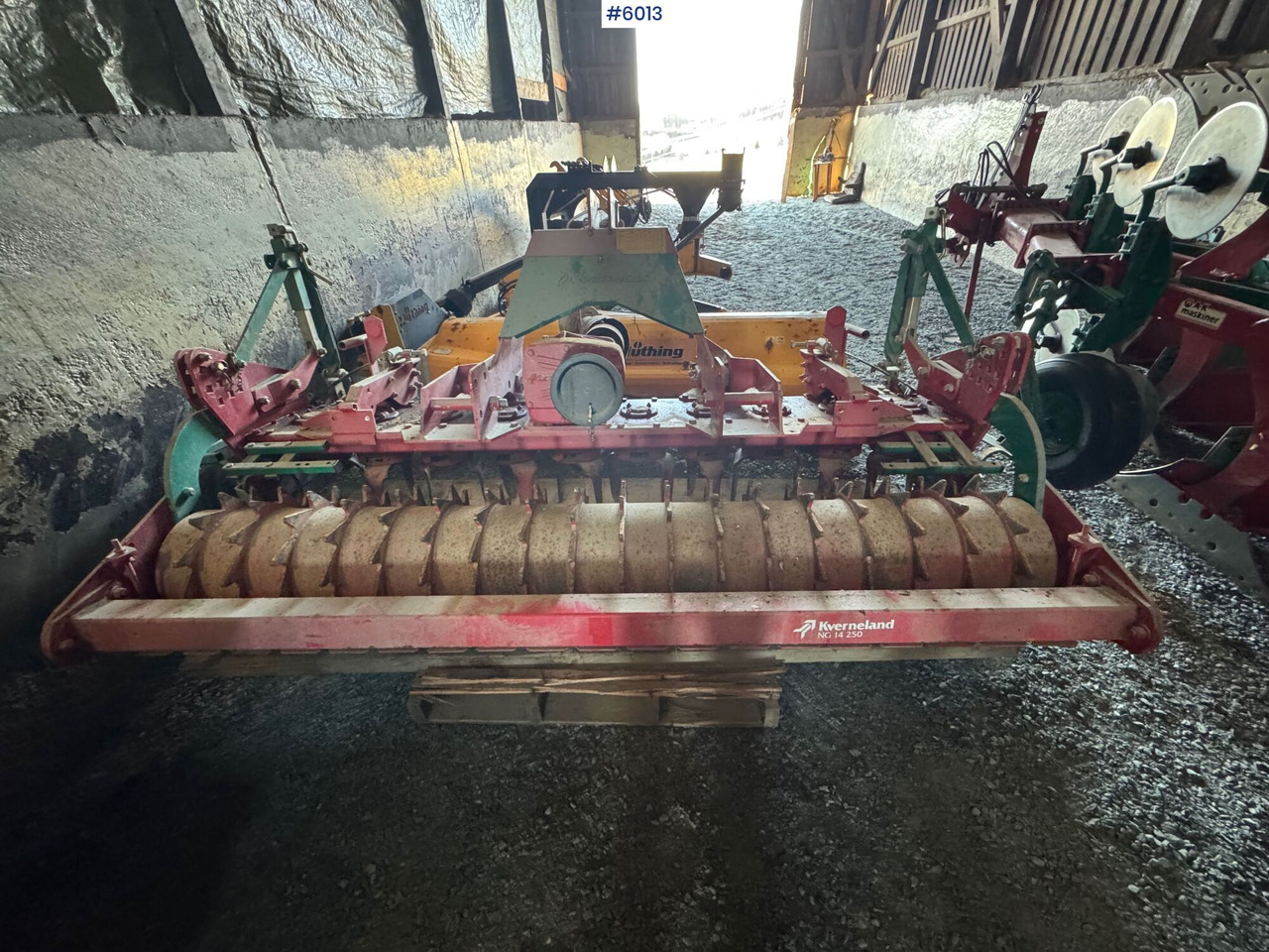2000 Kverneland NG 14 250 horizontal tiller - Equipo para trabajo del suelo: foto 4 2000 Kverneland NG 14 250 horizontal tiller - Equipo para trabajo del suelo: foto 4