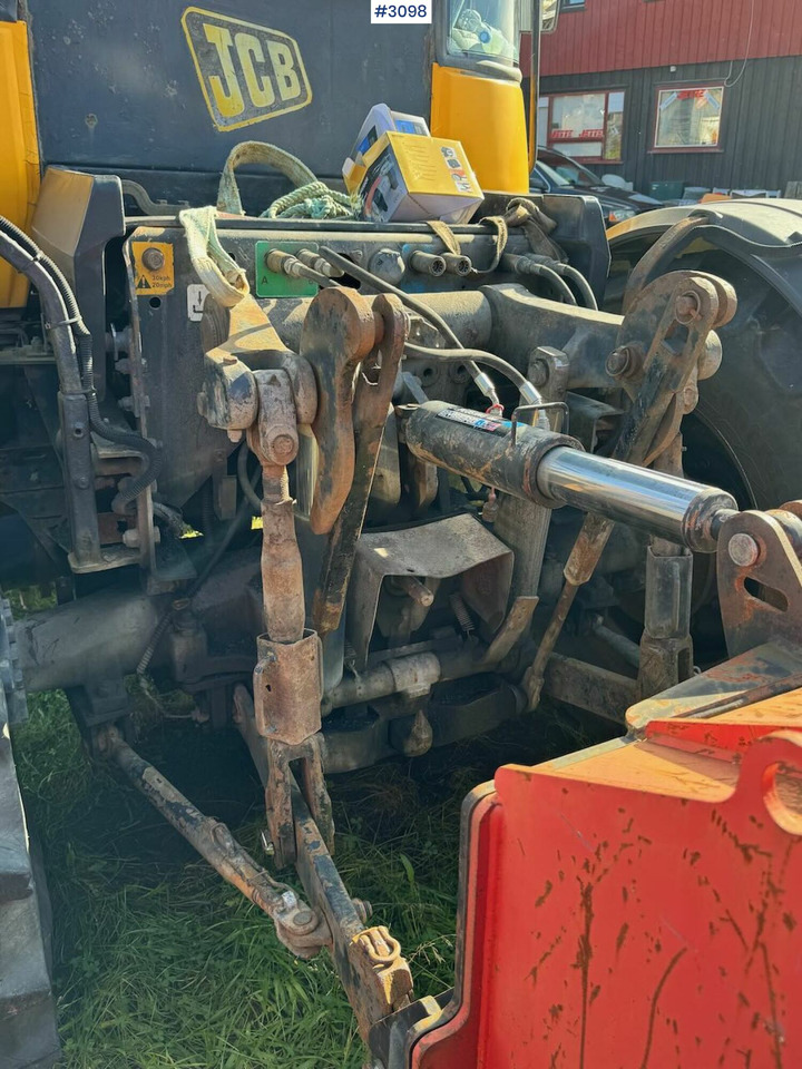 Leasing para  2001 JCB Fastrac 3185 4x4. The plow rigged and two sets of tires. 2001 JCB Fastrac 3185 4x4. The plow rigged and two sets of tires.: foto 18