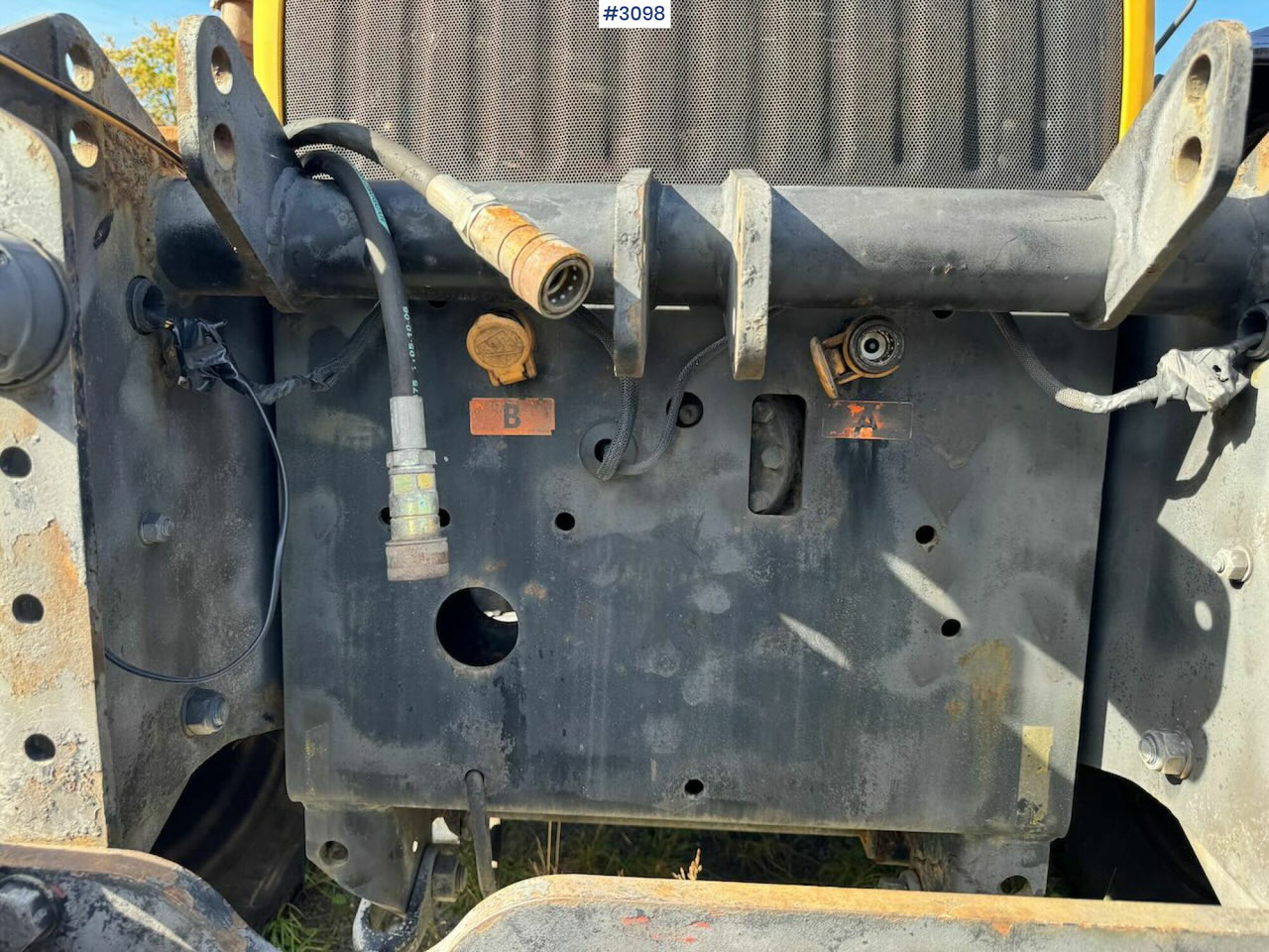 Leasing para  2001 JCB Fastrac 3185 4x4. The plow rigged and two sets of tires. 2001 JCB Fastrac 3185 4x4. The plow rigged and two sets of tires.: foto 13