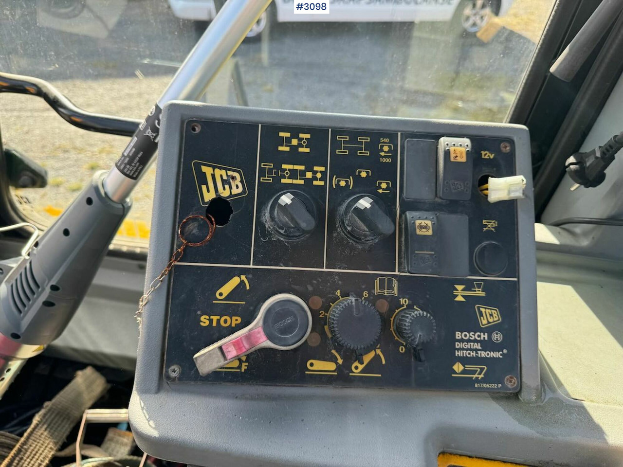 Leasing para  2001 JCB Fastrac 3185 4x4. The plow rigged and two sets of tires. 2001 JCB Fastrac 3185 4x4. The plow rigged and two sets of tires.: foto 24