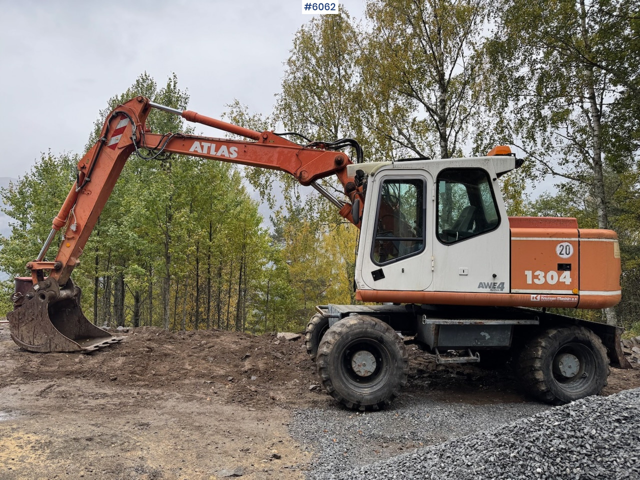 2002 Atlas 1304 w/ 1 backhoe bucket Low Hours! - Excavadora: foto 1 2002 Atlas 1304 w/ 1 backhoe bucket Low Hours! - Excavadora: foto 1