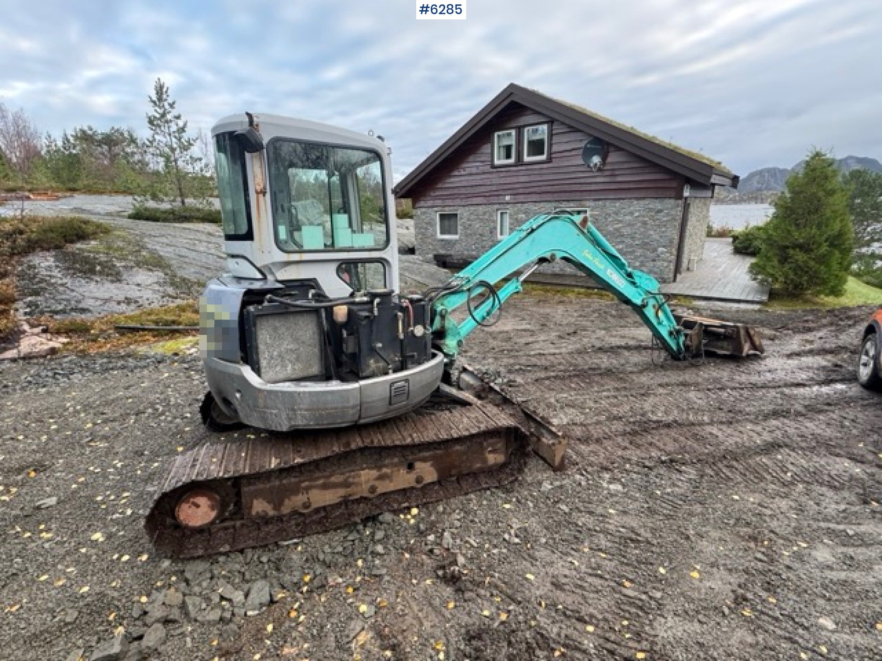 2002 Kobelco SK45 with Grading Bucket, Narrow Bucket, and Tooth Bucket – SEE VIDEO! - Excavadora: foto 4 2002 Kobelco SK45 with Grading Bucket, Narrow Bucket, and Tooth Bucket – SEE VIDEO! - Excavadora: foto 4