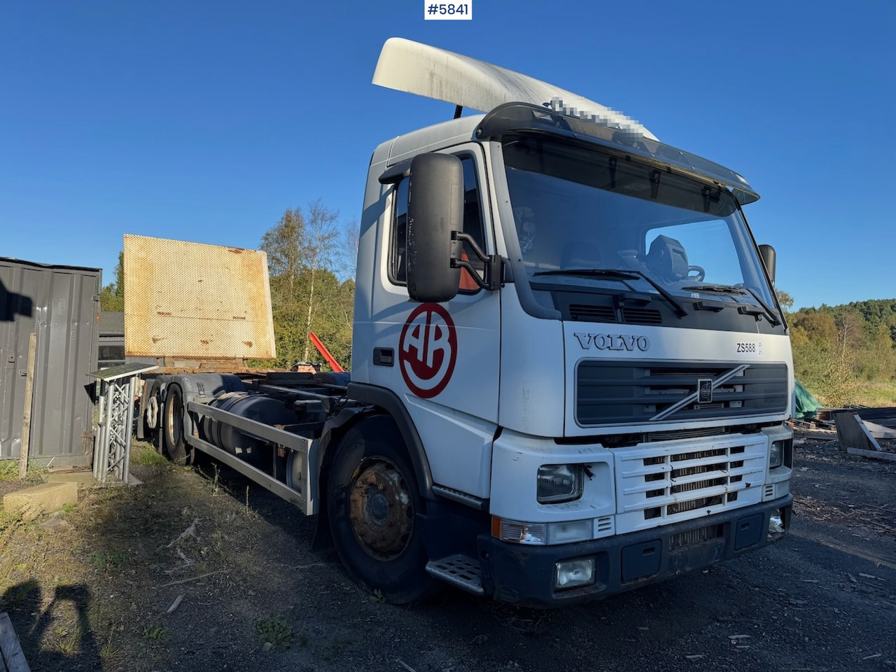 2002 Volvo FM 6x2. - Camión portacontenedore/ Intercambiable: foto 4 2002 Volvo FM 6x2. - Camión portacontenedore/ Intercambiable: foto 4