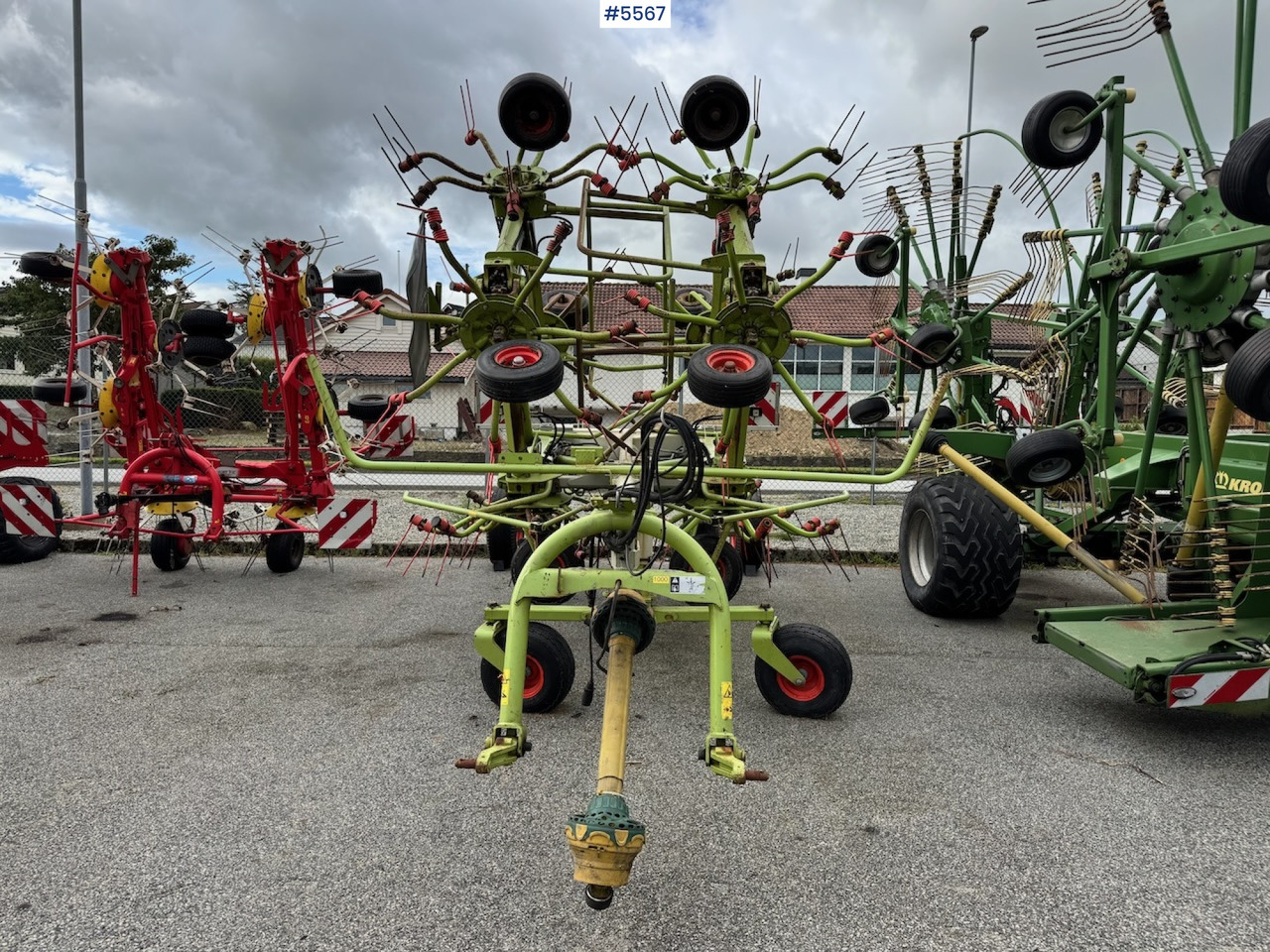 2006 Claas Volto 1320 T - Maquinaria de henificación: foto 2 2006 Claas Volto 1320 T - Maquinaria de henificación: foto 2