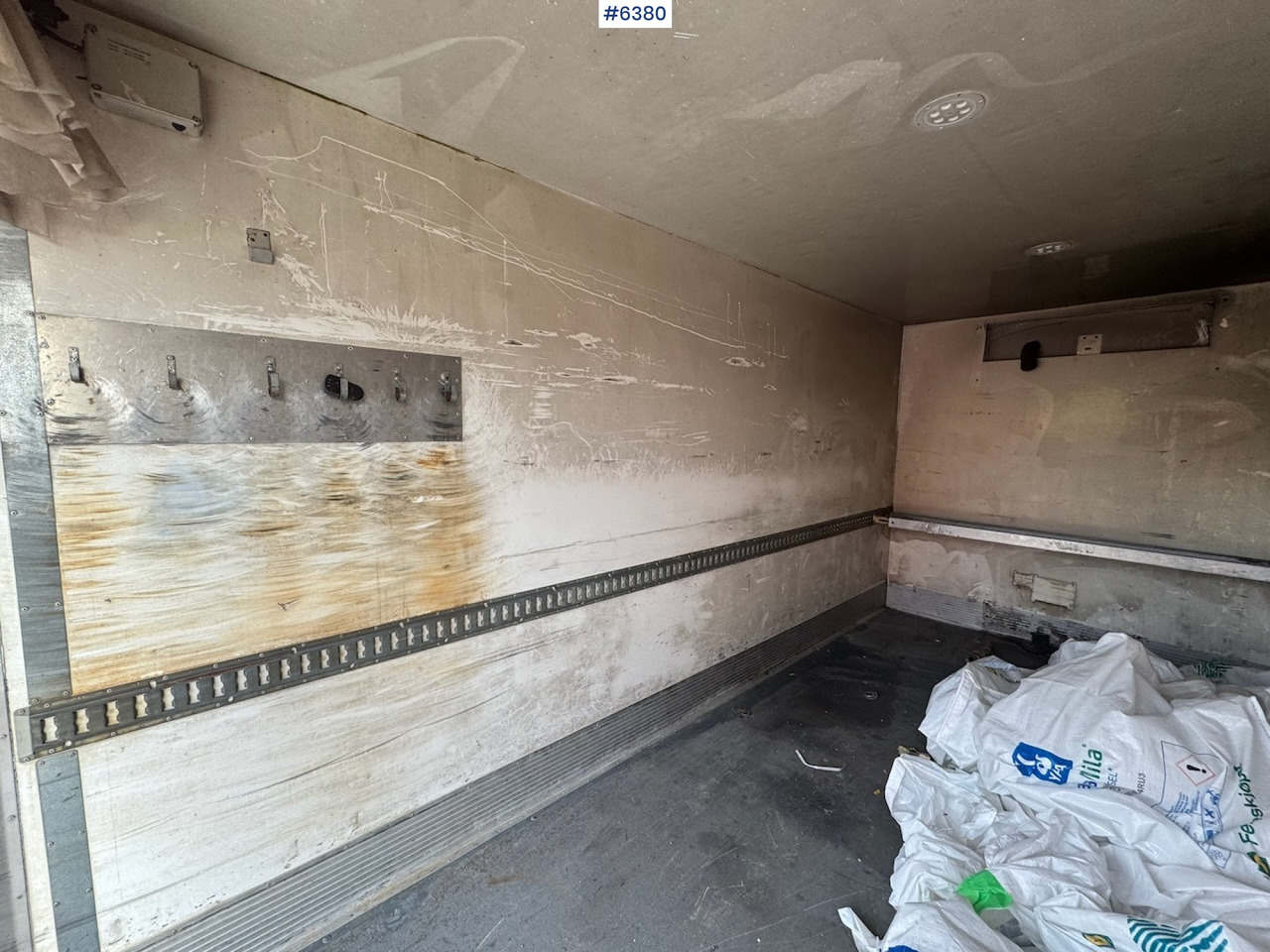 Camión caja cerrada 2006 MAN TGL. 8.210 box truck: foto 12 Camión caja cerrada 2006 MAN TGL. 8.210 box truck: foto 12