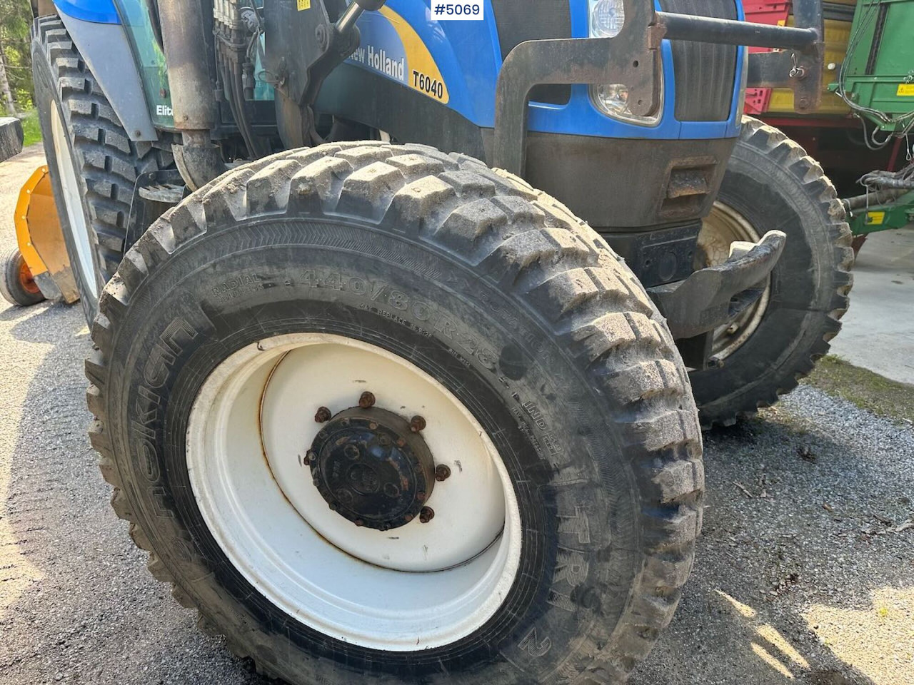 Leasing para  2009 New Holland T6040 SS w/ Trima front loader 2009 New Holland T6040 SS w/ Trima front loader: foto 7