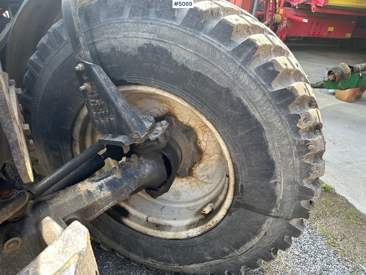 Leasing para  2009 New Holland T6040 SS w/ Trima front loader 2009 New Holland T6040 SS w/ Trima front loader: foto 9