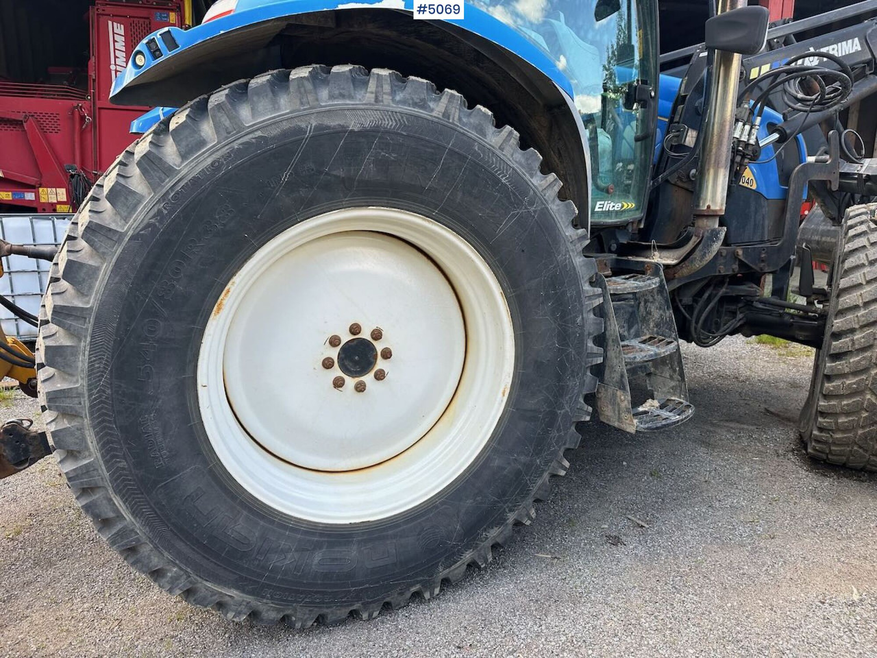 Leasing para  2009 New Holland T6040 SS w/ Trima front loader 2009 New Holland T6040 SS w/ Trima front loader: foto 15