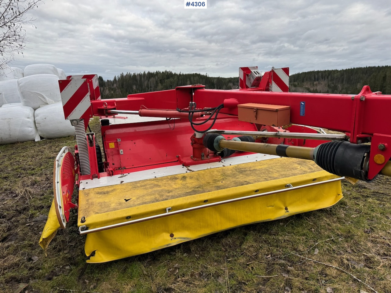 2009 Pottinger Novacat 3007 T ED slåmaskin - Maquinaria de henificación: foto 4 2009 Pottinger Novacat 3007 T ED slåmaskin - Maquinaria de henificación: foto 4