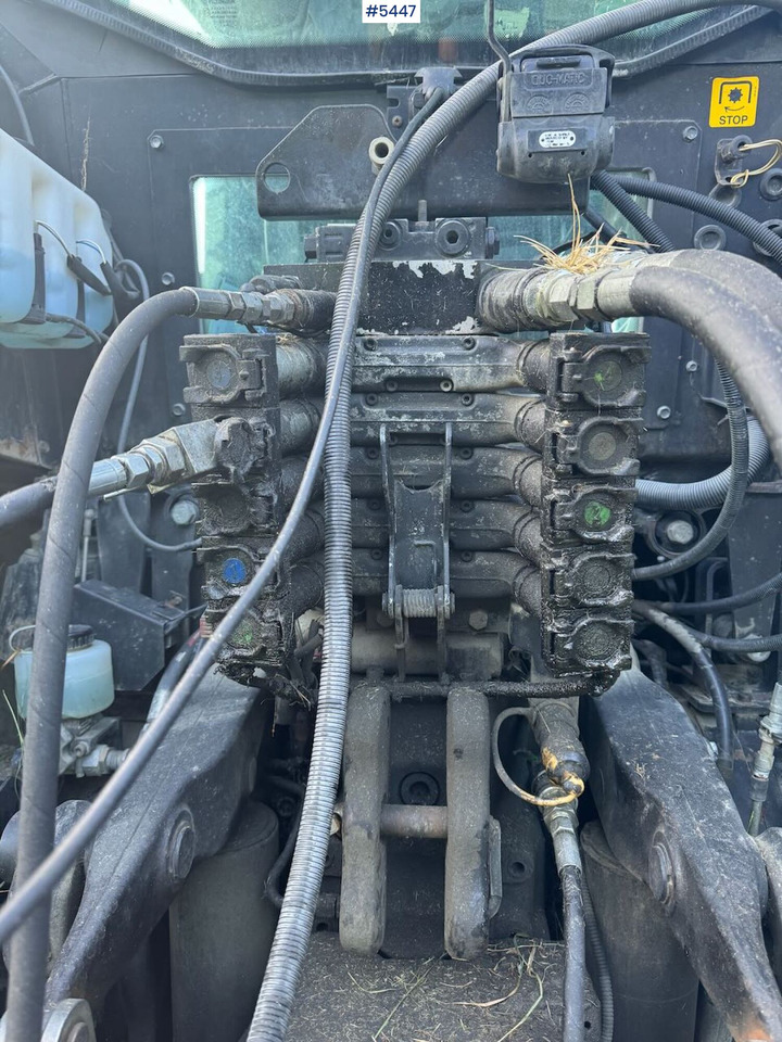 Leasing para  2009 Valtra T202 w/ loader 2009 Valtra T202 w/ loader: foto 15