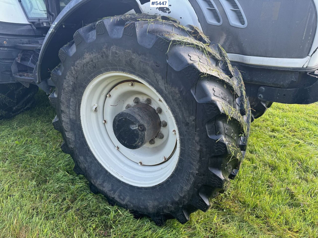 Leasing para  2009 Valtra T202 w/ loader 2009 Valtra T202 w/ loader: foto 10