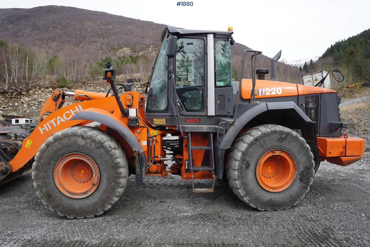 2012 Hitachi ZW220 - Cargadora de ruedas: foto 3 2012 Hitachi ZW220 - Cargadora de ruedas: foto 3