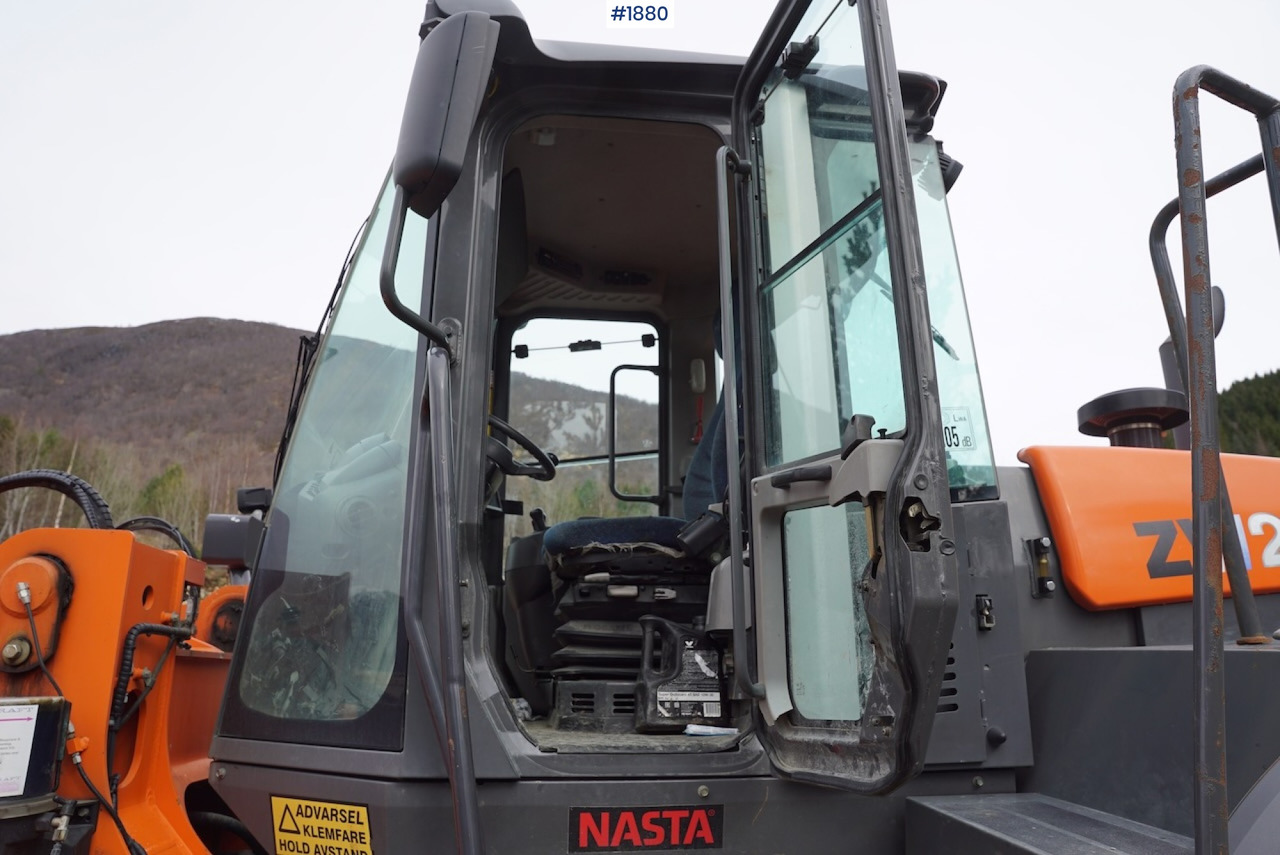 Cargadora de ruedas 2012 Hitachi ZW220: foto 23