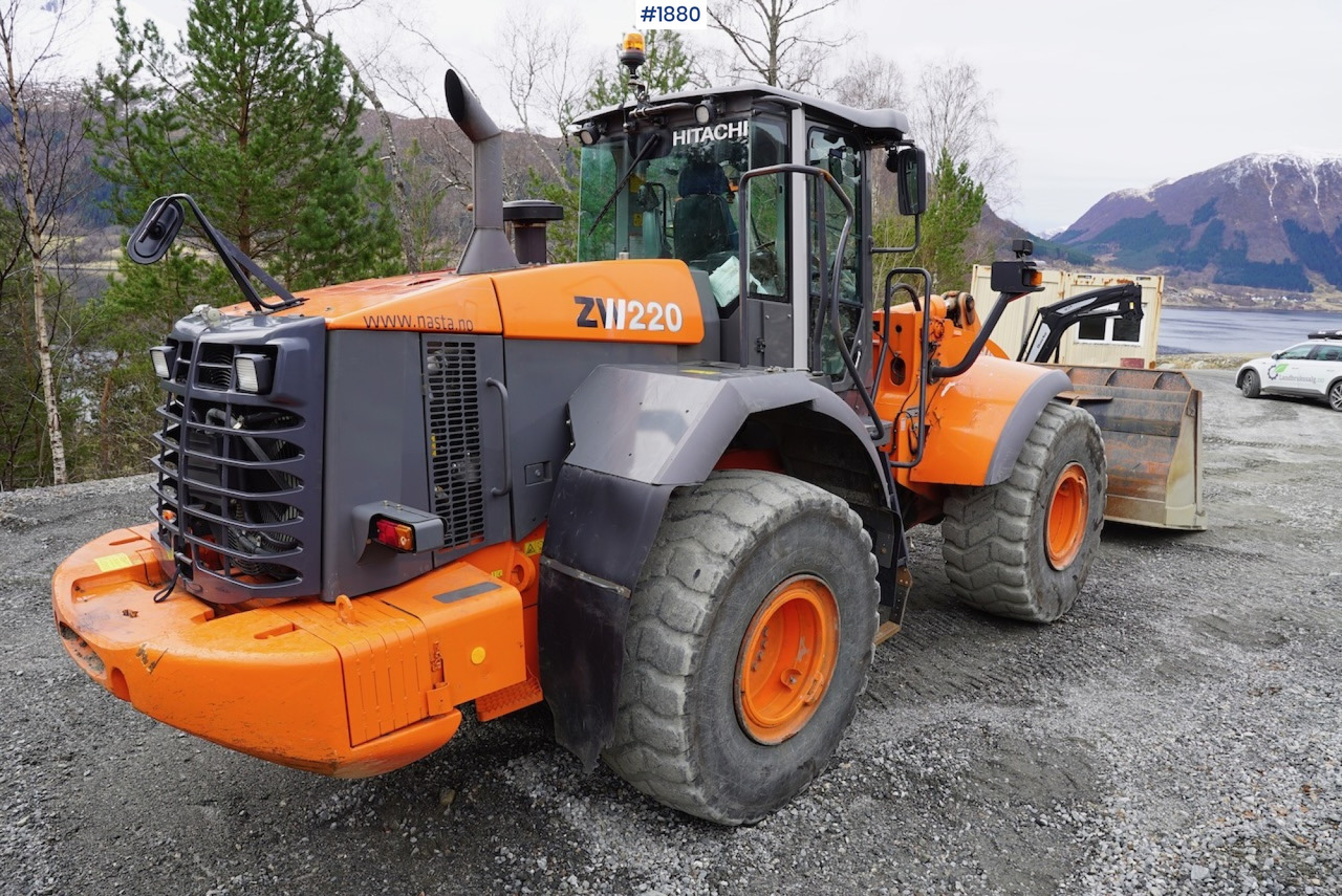 Cargadora de ruedas 2012 Hitachi ZW220: foto 7