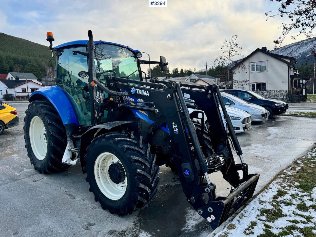 2013 New Holland T5.95 with Trima +2.1P Front Loader. New Engine! - Tractor: foto 2 2013 New Holland T5.95 with Trima +2.1P Front Loader. New Engine! - Tractor: foto 2