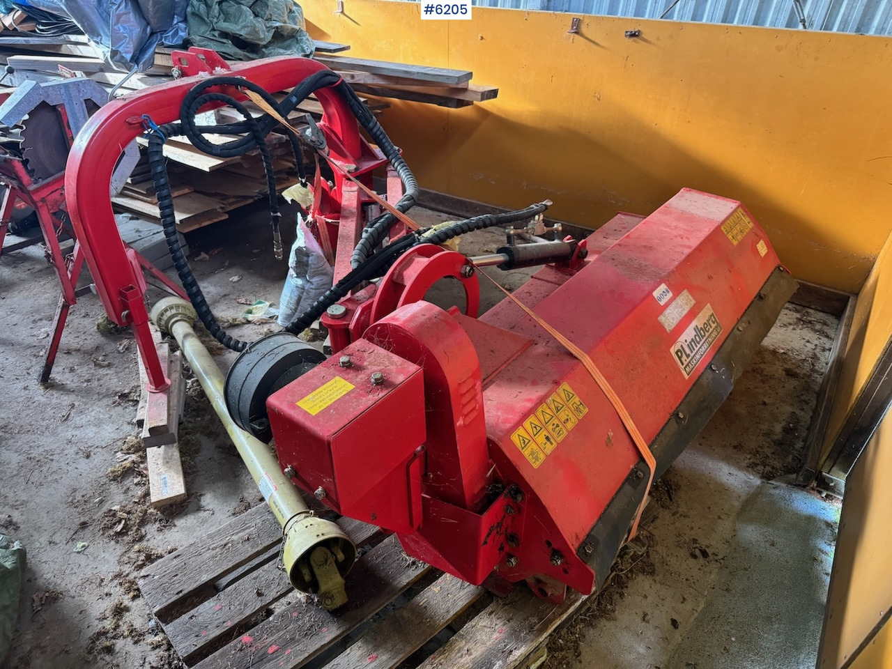 2015 AGF 180 Pasture Topper with Side Shift - Maquinaria de henificación: foto 1 2015 AGF 180 Pasture Topper with Side Shift - Maquinaria de henificación: foto 1