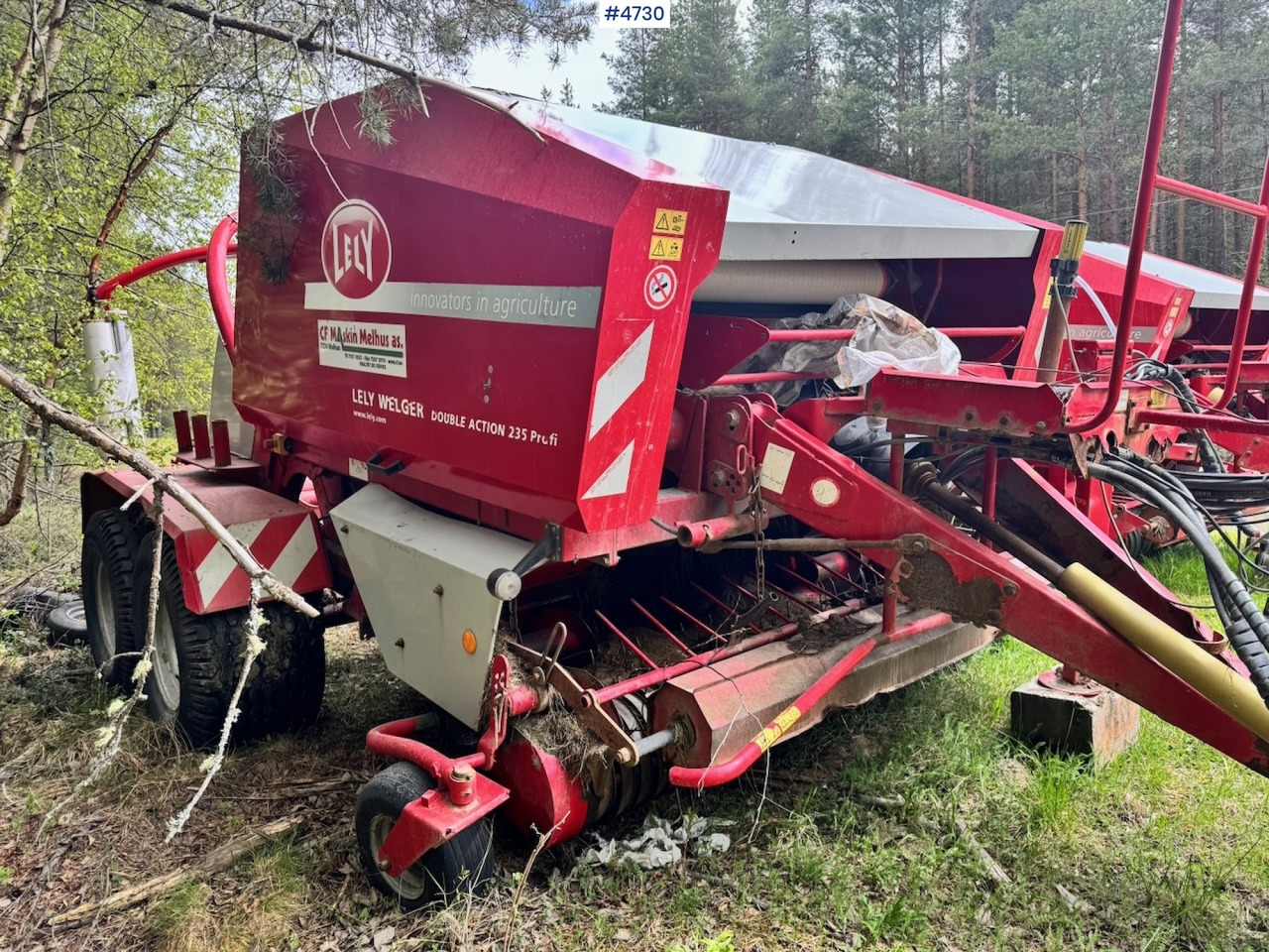 2015 Lely Welger Double Action 235 Profi - Maquinaria de henificación: foto 1 2015 Lely Welger Double Action 235 Profi - Maquinaria de henificación: foto 1