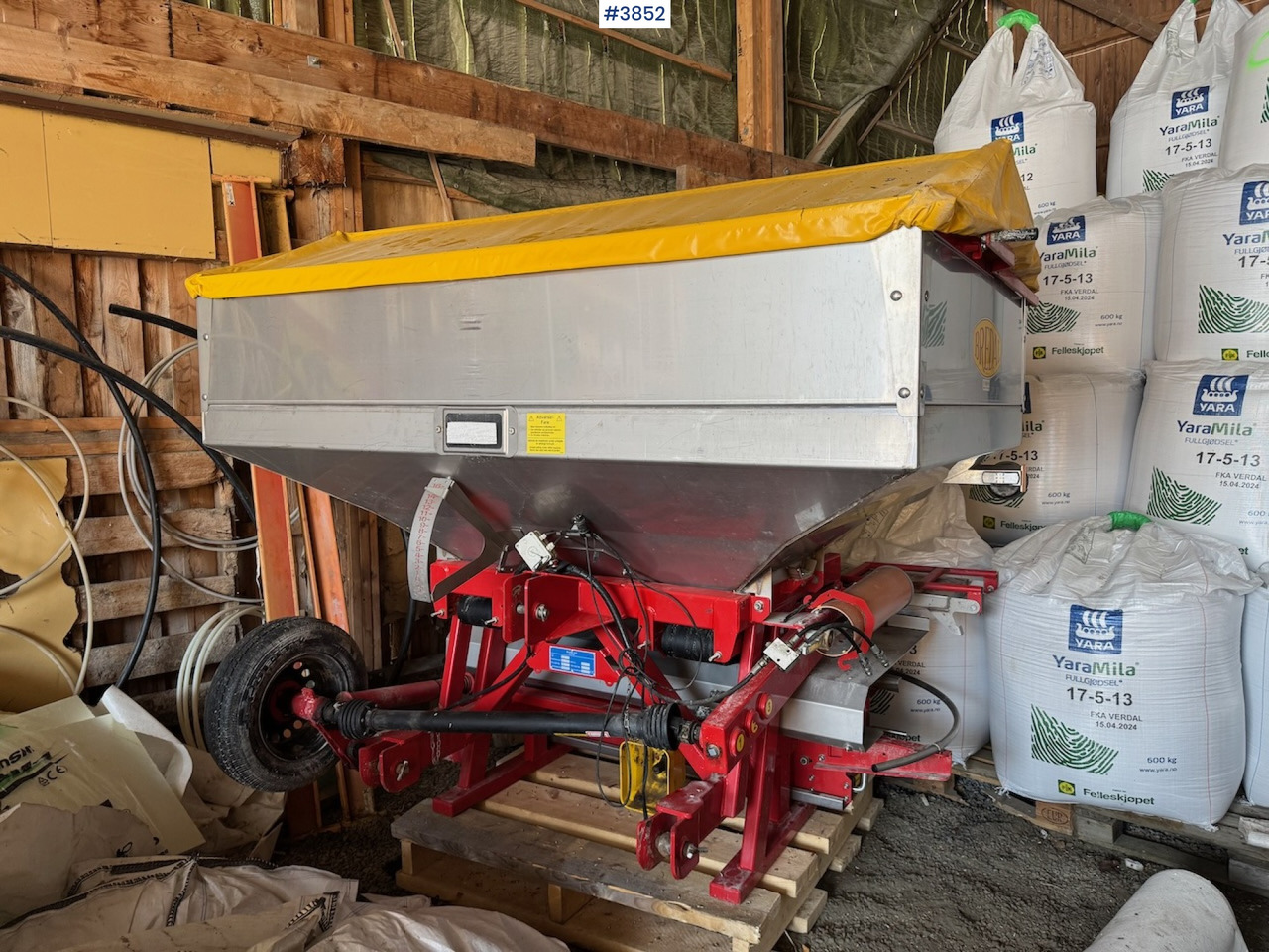 2016 Bredal F2RF fertilizer spreader - Esparcidor de fertilizantes: foto 2 2016 Bredal F2RF fertilizer spreader - Esparcidor de fertilizantes: foto 2